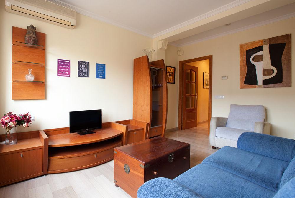 Flateli Lepanto Apartment Барселона Екстериор снимка
