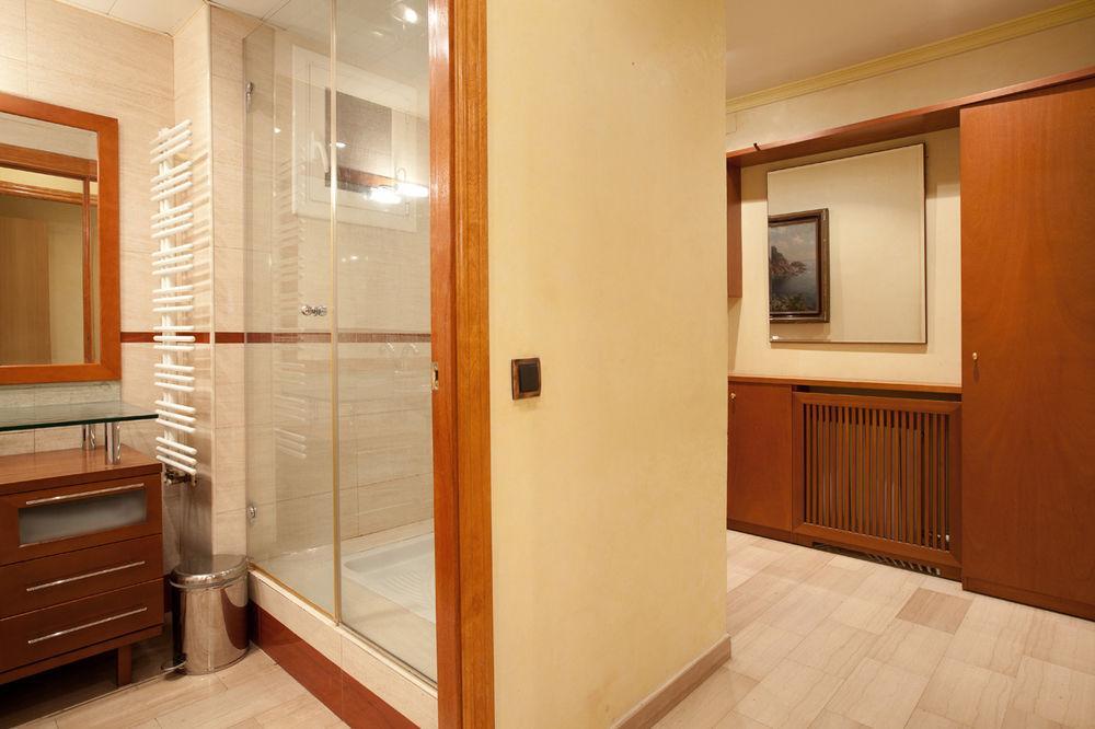Flateli Lepanto Apartment Барселона Екстериор снимка