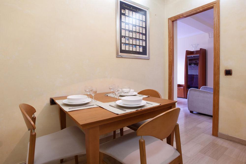 Flateli Lepanto Apartment Барселона Екстериор снимка